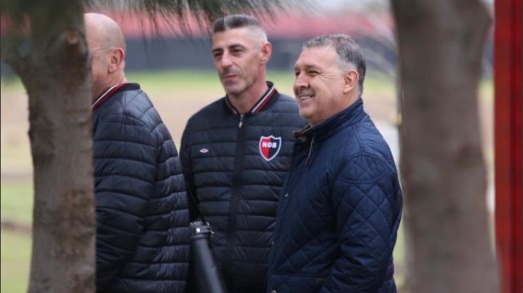 El Tata Martino sorprendió a todos con su visita en Bella Vista