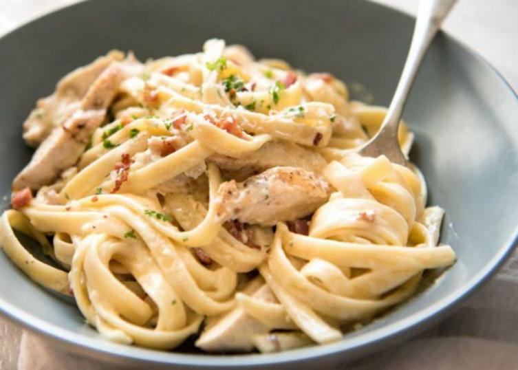 Prohíben la venta de un lote de pastas