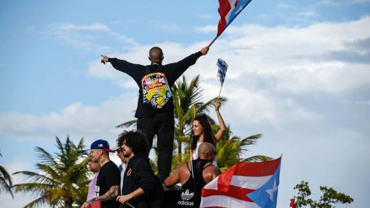 El gobernador de Puerto Rico renuncia a la reeleción en 2020 