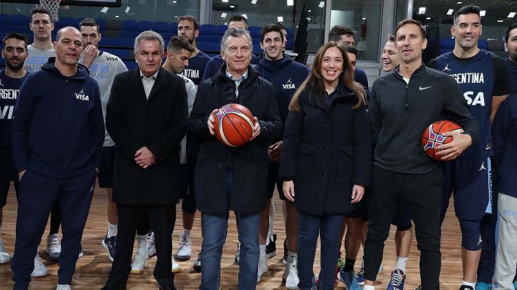 Macri saludó al seleccionado de básquet que competirá en los Panamericanos
