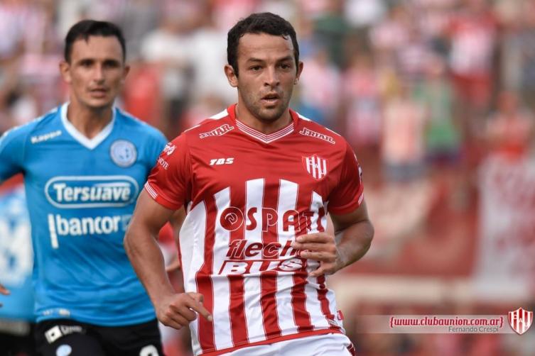 Rosario Central sigue negociando por Lucas Gamba