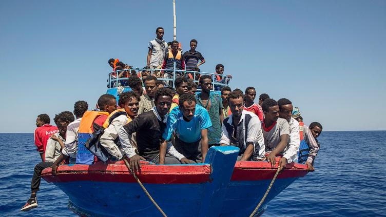 Exigen a la UE que reanude los rescates en el Mediterráneo tras el naufragio frente a Libia