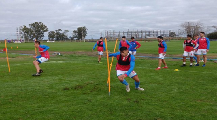 Unión se prepara pensando en el partido ante Defensa y Justicia