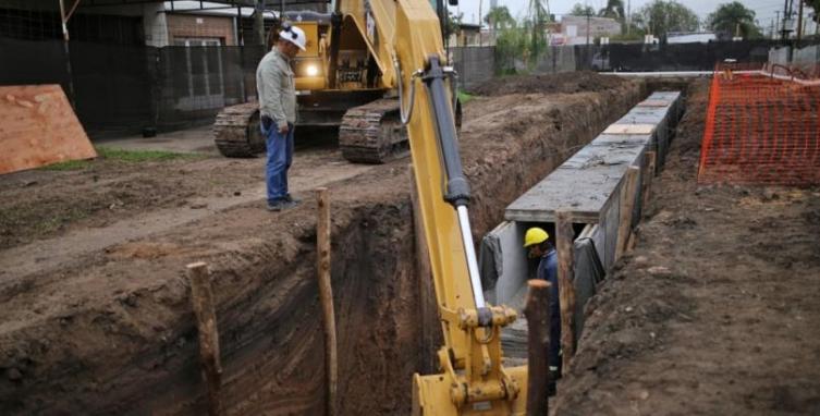Convocan a funcionarios municipales por obras en marcha 