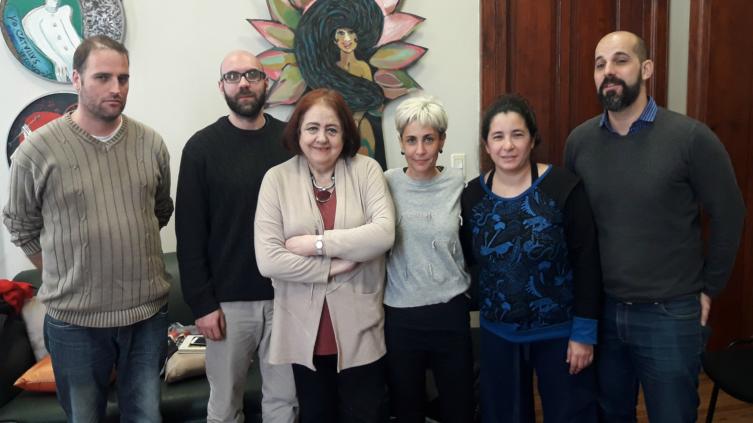 La ministra González recibió a integrantes del Centro Cultural y Social “El Birri”