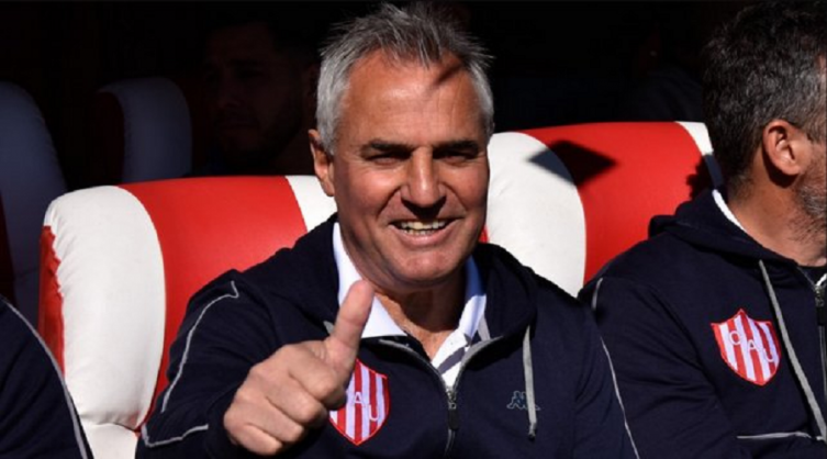 Leonardo Madelón tiene un 50% de efectividad en la Superliga