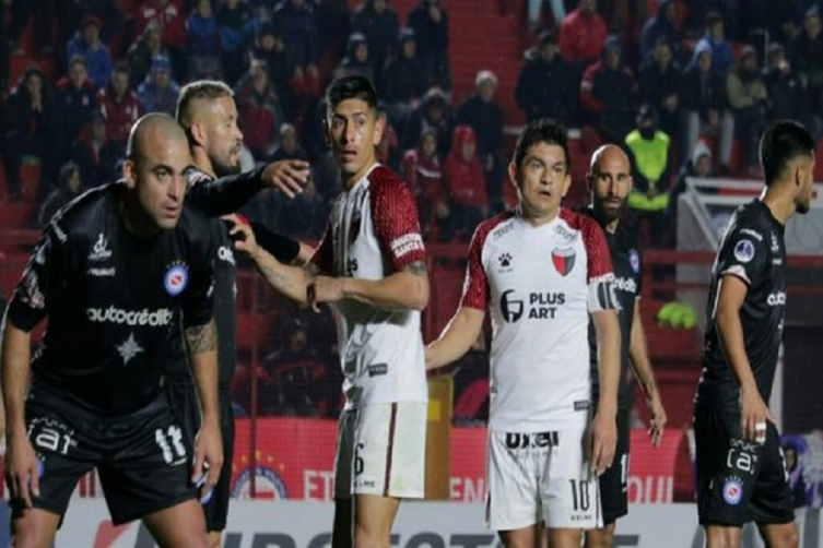 Olivera podrá jugar la revancha ante Zulia FC.