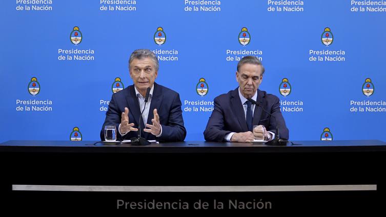 Ganancias y salario mínimo: las medidas que anunciaría el Gobierno tras la derrota