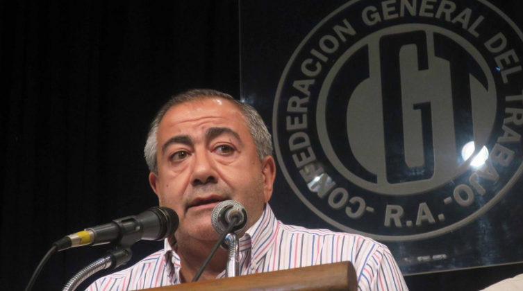 La CGT descartó un paro, defendió la institucionalidad