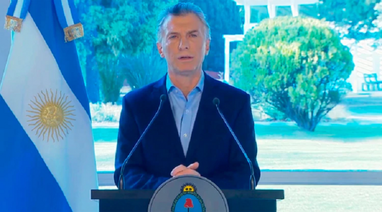 Para congelar el precio de la nafta, el Gobierno tendrá que negociar con las petroleras