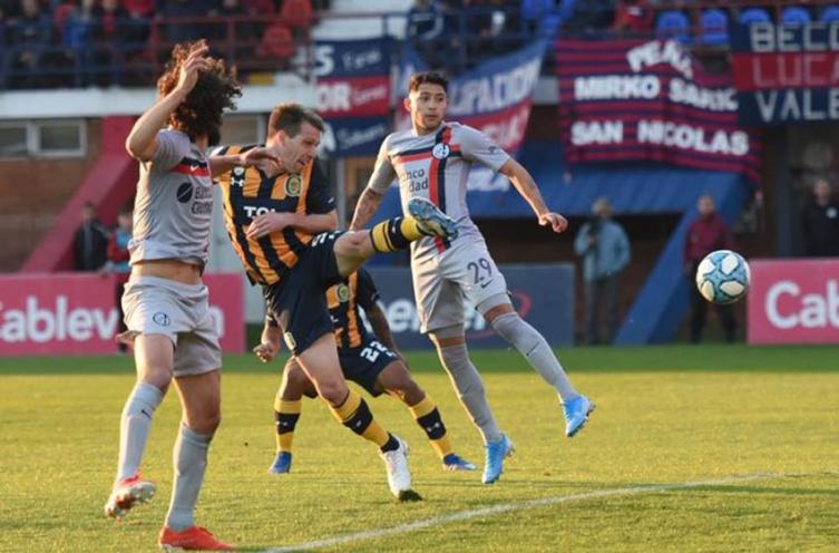 Rosario Central y San Lorenzo empataron y comparten la punta