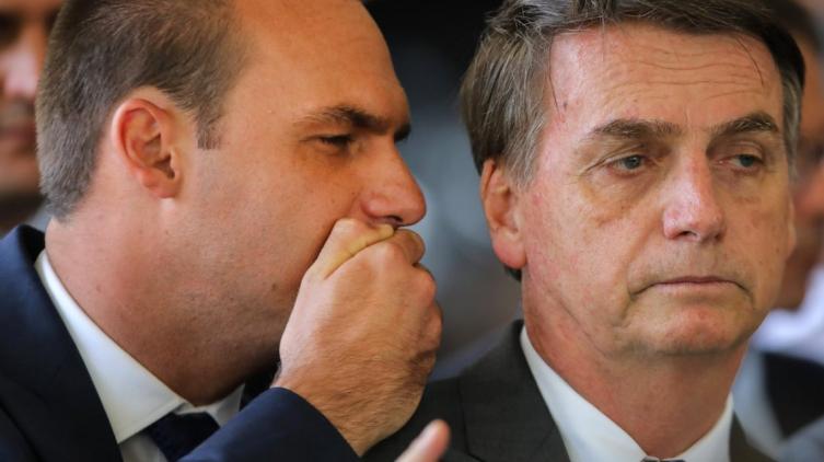 El hijo de Bolsonaro trató de 