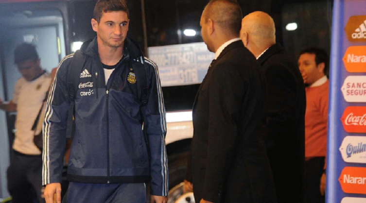 Lucas Alario fue citado por Lionel Scaloni para los amistosos de la selección argentina