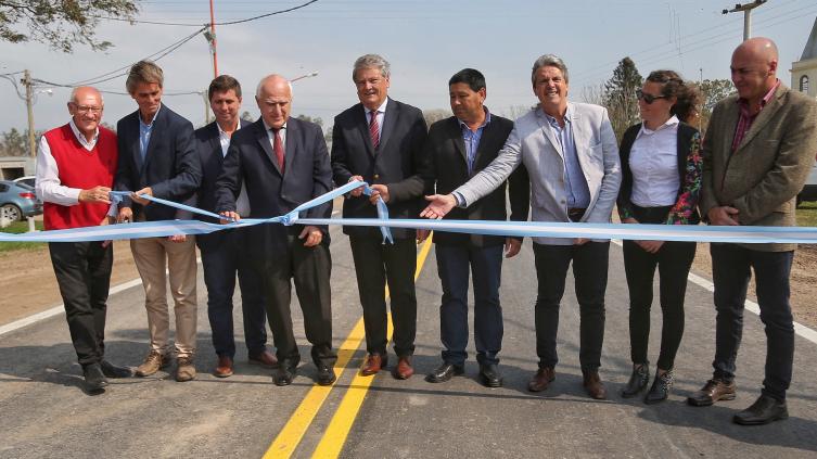 Lifschitz inauguró el acceso a la localidad de San Mariano