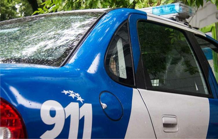 Hallan una mujer muerta en el baño de su casa