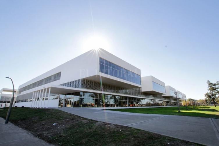 Demoran el traslado al nuevo Hospital Iturraspe