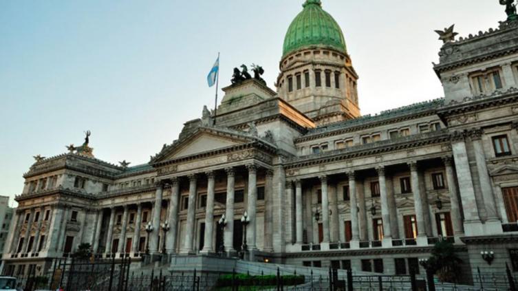 El Gobierno retrasó el envío del proyecto sobre la deuda al Congreso
