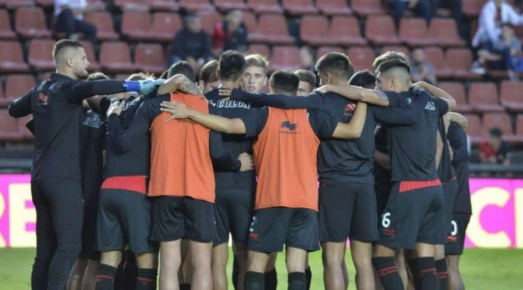 Colón tiene dos equipos para afrontar la triple competencia