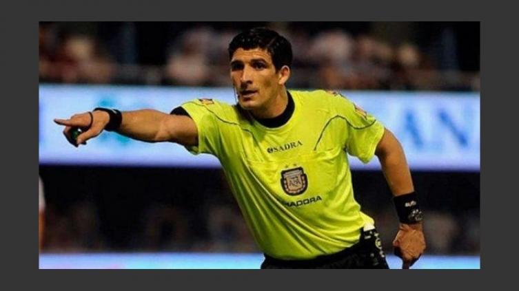 Andrés Merlos será el árbitro del clásico rosarino
