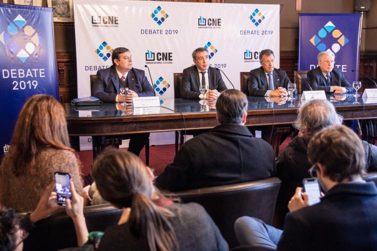 Debate presidencial: definen duración, temas, modalidad y moderadores