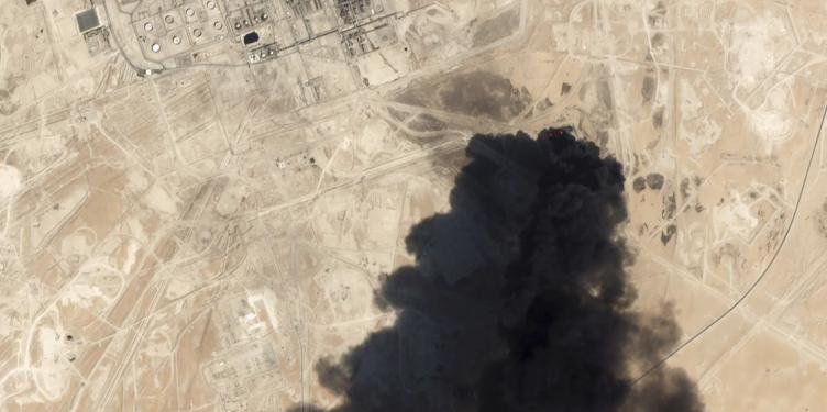 Arabia Saudita: ataque con drones sube precio del petróleo