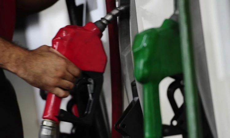 Pese a la suba del petróleo, el Gobierno mantendrá el congelamiento de la nafta