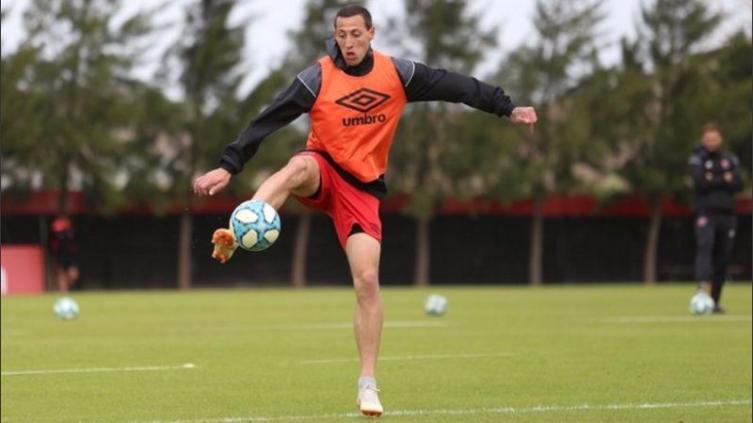 Lema: “El punto del clásico va a servir si le ganamos a Aldosivi”