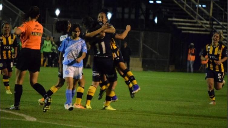 Histórica goleada de Central en el debut del fútbol femenino profesional en Argentina