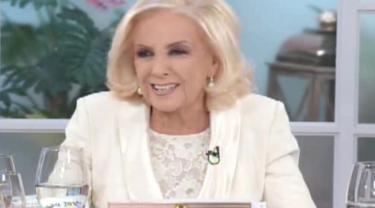 Mirtha sorprendió a una invitada cuando le respondió sobre su continuidad en televisión