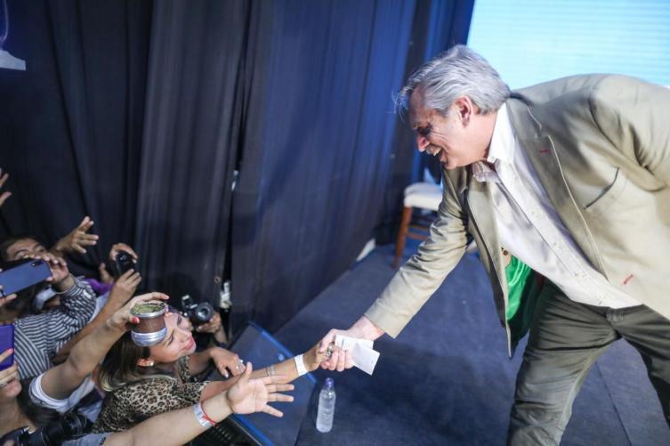 Alberto Fernández cargó duro contra Mauricio Macri