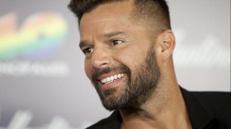 Ricky Martin anunció que será padre por tercera vez