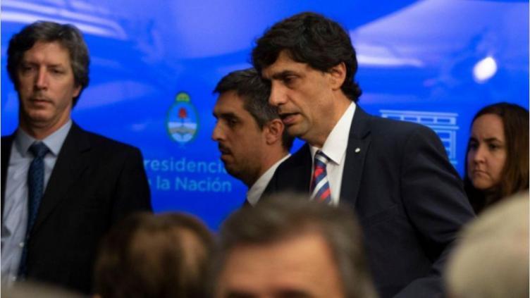 El Gobierno obliga a todo el sector público a comprar Letras
