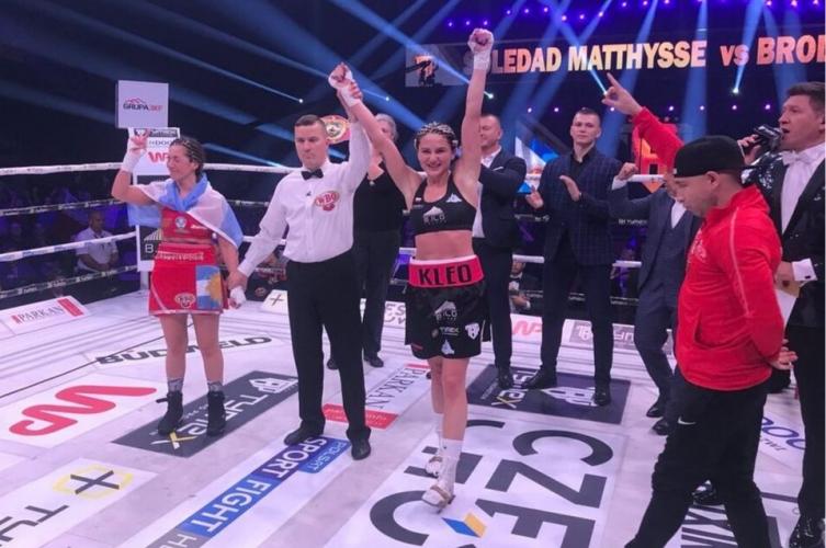 Soledad Matthysse no pudo alcanzar la corona pluma OMB