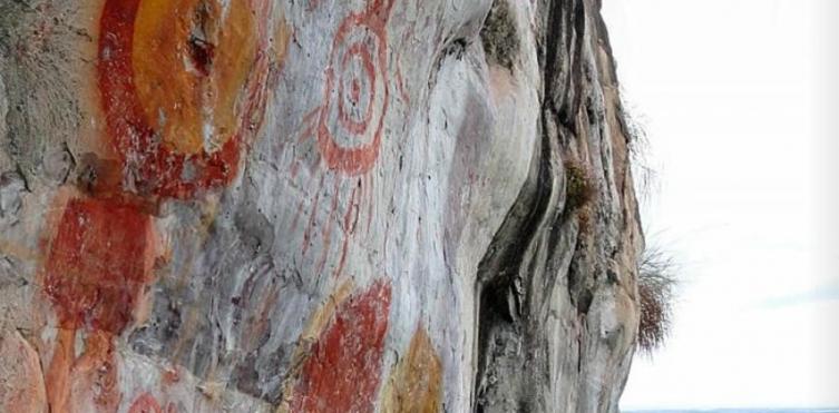 Un incendio en Brasil amenaza pinturas rupestres de hace 11.000 años