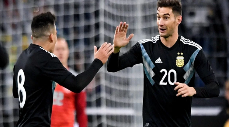 A Alario le bastó un tiempo para ser figura en el empate  entre Argentina y Alemania 2 a 2