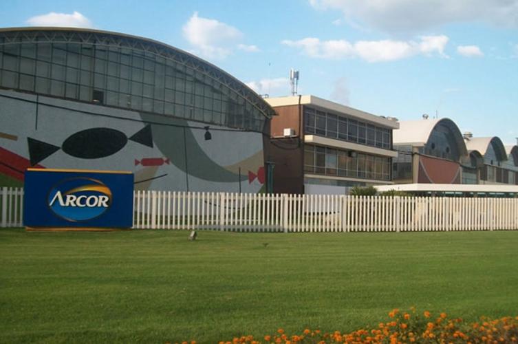 Arcor adelanta vacaciones a 2500 empleados