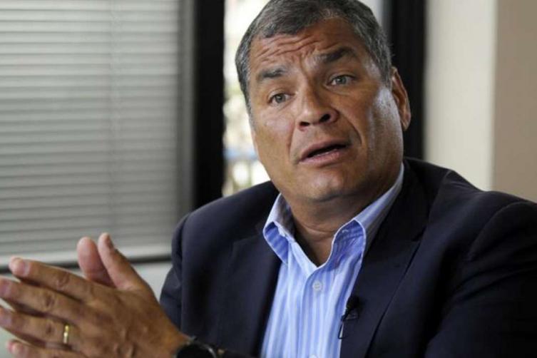 Correa insiste con elecciones anticipadas y se ofrece a ser candidato