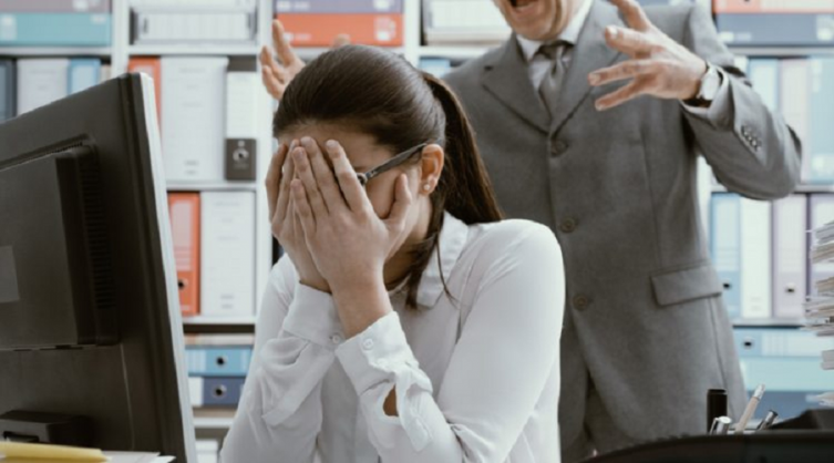 Medida cautelar contra la violencia de género laboral