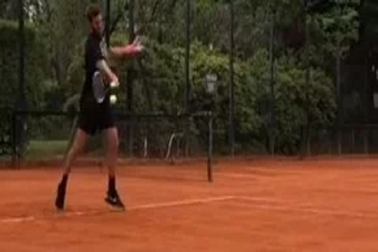 Juan Martín Del Potro se pone a punto para el partido ante Roger Federer