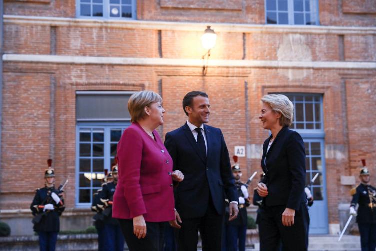 Macron y Merkel creen que es inminente un acuerdo UE-Reino Unido