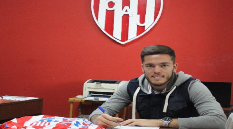 Unión amplió el contrato a Troyansky 