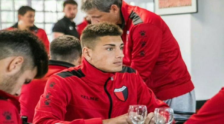 Santiago Pierotti firmó su primer vinculo profesional en Colón