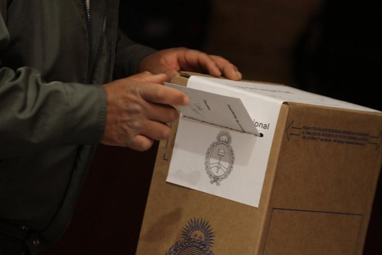 Ordenan que los resultados se publiquen superado el 10%
