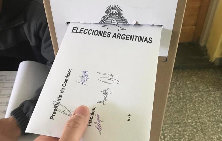 Cerraron los comicios con alta participación