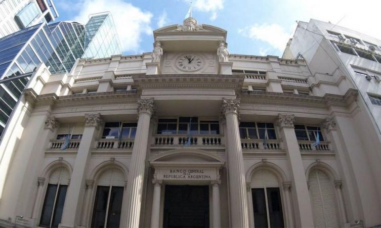 Dólar: se reúne el directorio del Banco Central