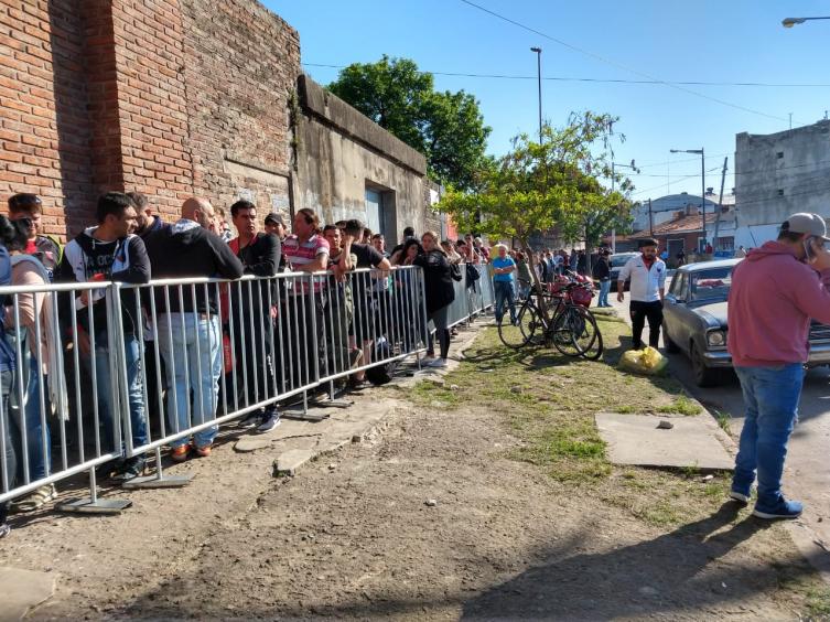 Cambió el lugar del canje de entradas para los hinchas de Colón