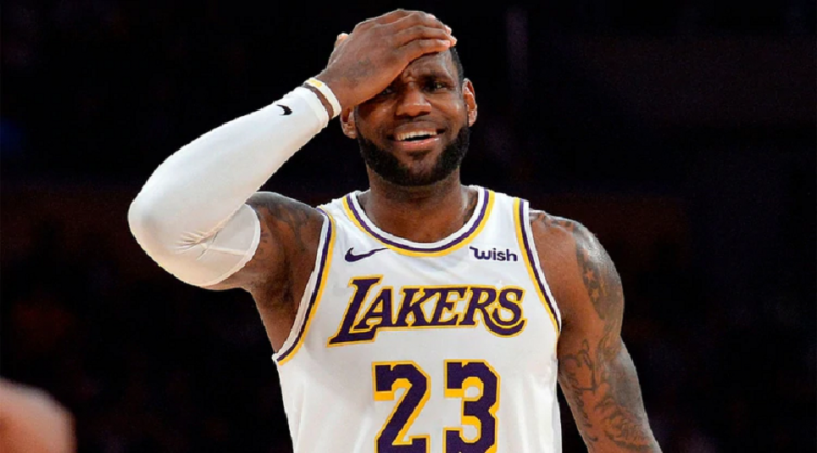 LeBron james y su familia fueron evacuados de emergencia por los incendios en California