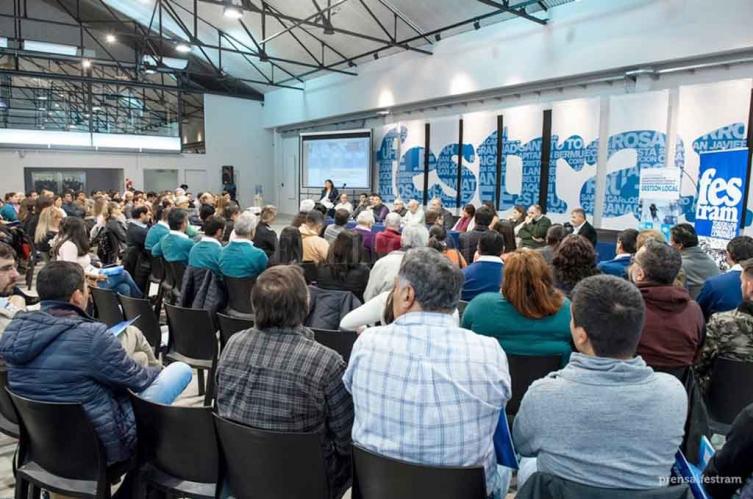 Municipales anunciaron un paro de 24 horas