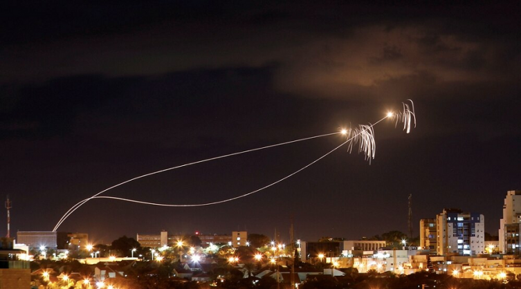 El sistema de defensa antimisiles israelí interceptó 7 cohetes disparados desde la Franja de Gaza