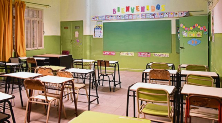 Viernes sin clases en escuelas públicas y privadas de Santa Fe